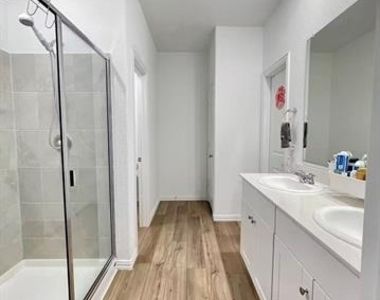 8413 Butterfly Lane - Photo Thumbnail 11