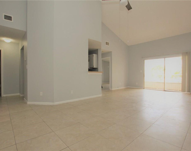 3413 Nw 44th Street - Photo Thumbnail 1