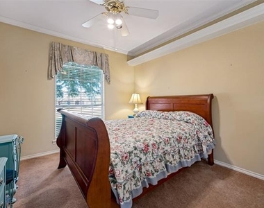 1249 Chandler Circle - Photo Thumbnail 13