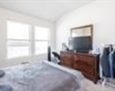 3009 Galveston Street - Photo Thumbnail 8