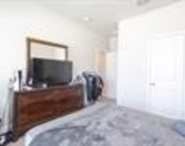 3009 Galveston Street - Photo Thumbnail 7