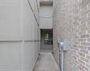 3009 Galveston Street - Photo Thumbnail 32