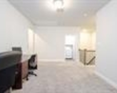 3009 Galveston Street - Photo Thumbnail 6