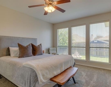 10826 Calderwood Lane - Photo Thumbnail 21