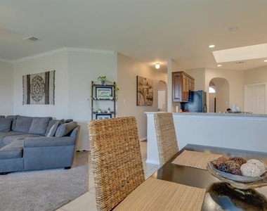 10826 Calderwood Lane - Photo Thumbnail 17