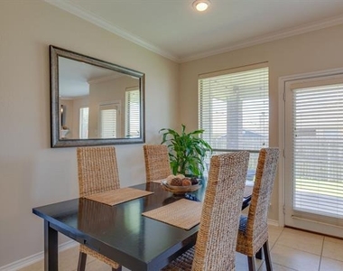 10826 Calderwood Lane - Photo Thumbnail 22