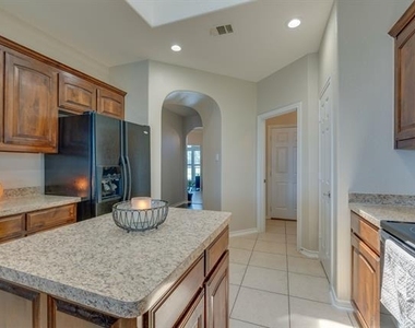 10826 Calderwood Lane - Photo Thumbnail 27