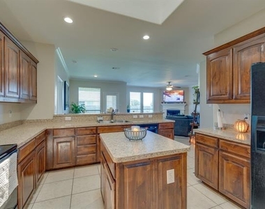 10826 Calderwood Lane - Photo Thumbnail 29