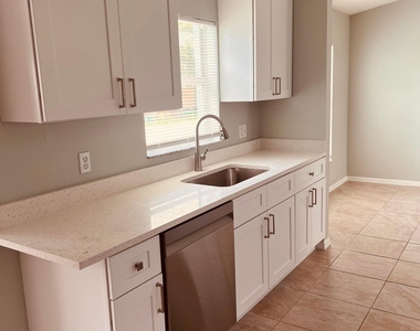 1683 Sw Malmo Road - Photo Thumbnail 6