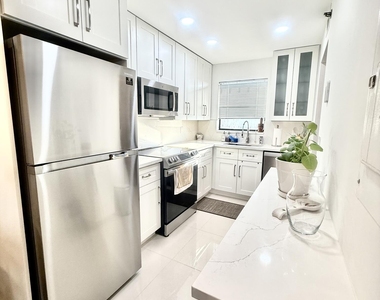 4640 Lucerne Lakes Boulevard W - Photo Thumbnail 10