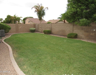 102 W Gail Drive - Photo Thumbnail 19