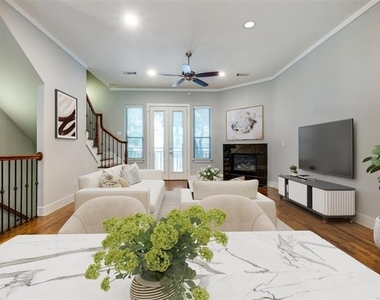 4323 Dickason Avenue - Photo Thumbnail 5