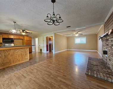 1630 Milrany Lane - Photo Thumbnail 2