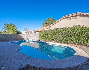 3402 E Oraibi Drive - Photo Thumbnail 20