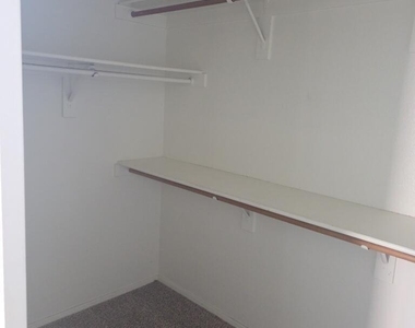 3402 E Oraibi Drive - Photo Thumbnail 14