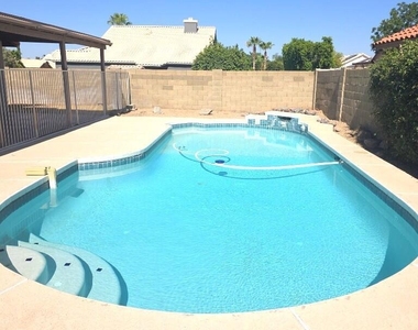 3402 E Oraibi Drive - Photo Thumbnail 18