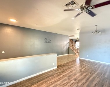 2858 W Mineral Butte Drive - Photo Thumbnail 3