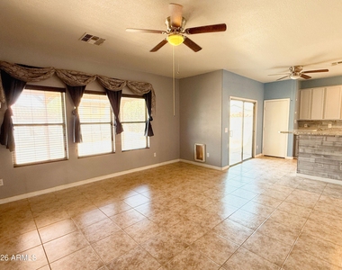 2858 W Mineral Butte Drive - Photo Thumbnail 10