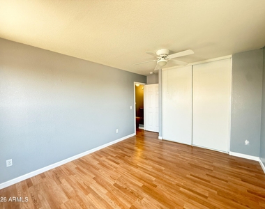 2858 W Mineral Butte Drive - Photo Thumbnail 18