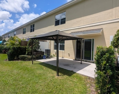 2900 Nw Treviso Circle - Photo Thumbnail 10