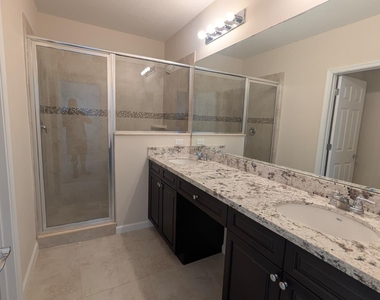 2900 Nw Treviso Circle - Photo Thumbnail 17