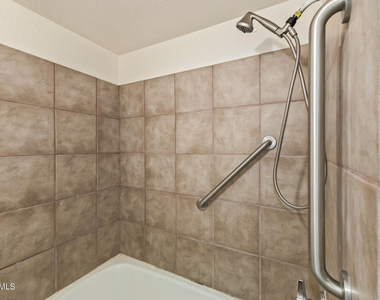 3002 N 70th Street - Photo Thumbnail 5