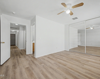 22820 W Papago Street - Photo Thumbnail 17