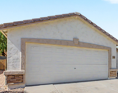 22820 W Papago Street - Photo Thumbnail 3