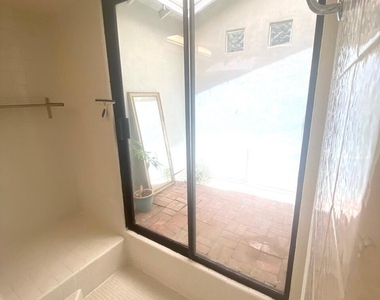 7621 E Via De Lindo -- - Photo Thumbnail 18