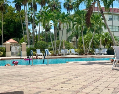 12418 Crystal Pointe Drive - Photo Thumbnail 39