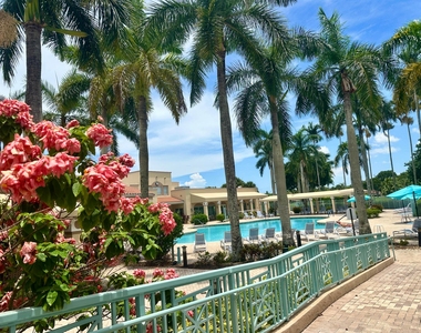 12418 Crystal Pointe Drive - Photo Thumbnail 46