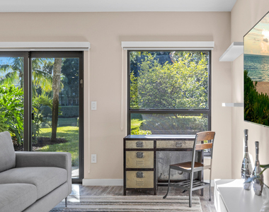 11863 Wimbledon Circle - Photo Thumbnail 9