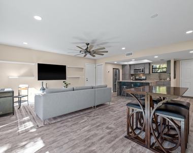 11863 Wimbledon Circle - Photo Thumbnail 5