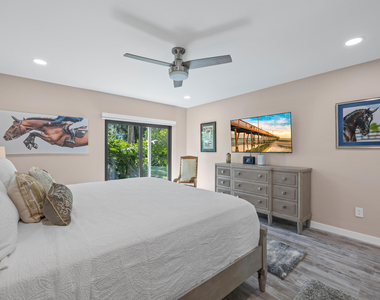 11863 Wimbledon Circle - Photo Thumbnail 11
