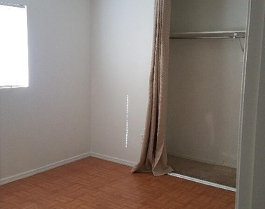 10613 E Bogart Avenue - Photo Thumbnail 8