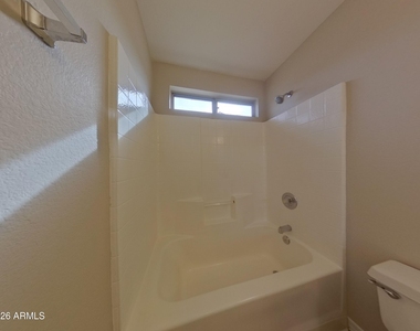17220 N Wavyleaf Avenue - Photo Thumbnail 15