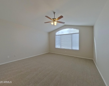 17220 N Wavyleaf Avenue - Photo Thumbnail 5