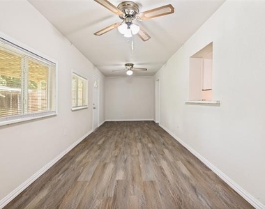 1818 Tartan Drive - Photo Thumbnail 4