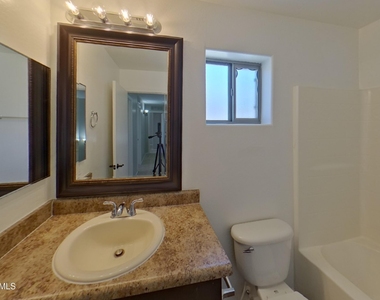 23670 W Levi Drive - Photo Thumbnail 13