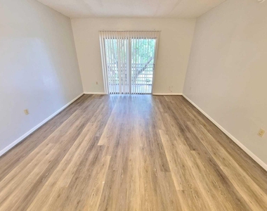 4354 Nw 9th Avenue - Photo Thumbnail 1