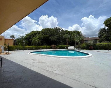 4354 Nw 9th Avenue - Photo Thumbnail 16