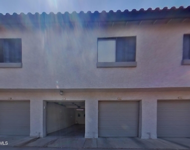 19820 N 13th Avenue - Photo Thumbnail 12