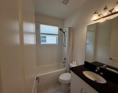 11609 Sw Hawthorne Hill Road - Photo Thumbnail 10