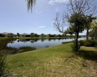 11609 Sw Hawthorne Hill Road - Photo Thumbnail 13