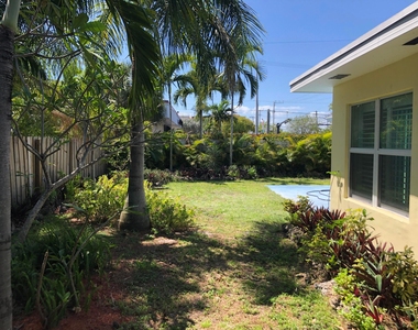 3160 Ne 6th Avenue - Photo Thumbnail 18