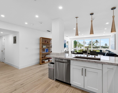 120 N Ocean Boulevard - Photo Thumbnail 25