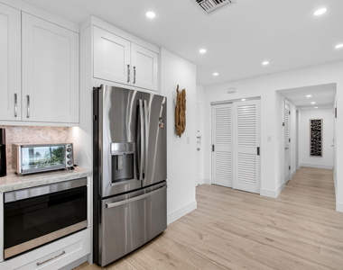 120 N Ocean Boulevard - Photo Thumbnail 24