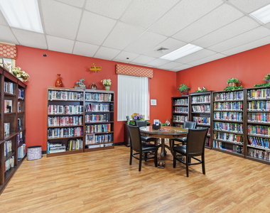 5445 Glenda Street - Photo Thumbnail 20