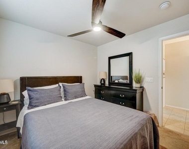 29293 N Yellow Bee Drive - Photo Thumbnail 17