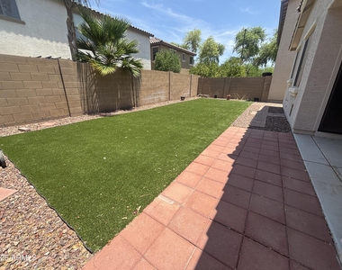 3942 E Claxton Avenue - Photo Thumbnail 25